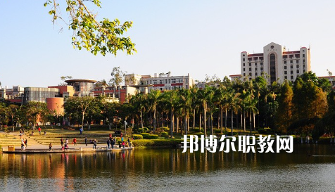 湖北東風(fēng)汽車(chē)技師學(xué)院2022年報(bào)名條件、招生要求、招生對(duì)象
