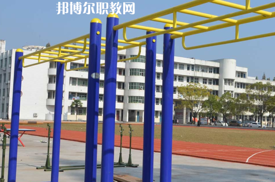 潛江職教中心2022年報名條件、招生要求、招生對象