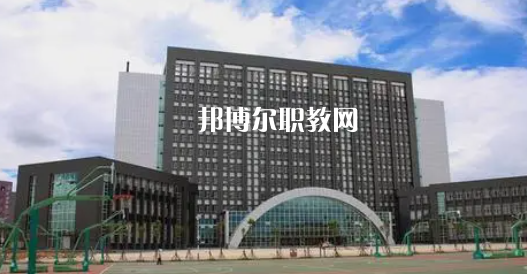 昆明高職?？圃盒Ｅ琶?0強(qiáng)