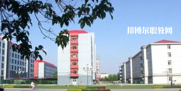 唐山高職?？圃盒Ｅ琶?強(qiáng)