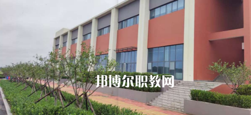 2023青島西大技工學校招生計劃 招生人數(shù)是多少(附要求、條件、對象)