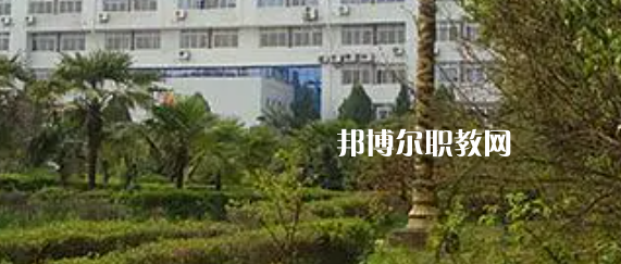 南京華東信息工程技工學(xué)校地址在哪里，哪個(gè)地區(qū)，哪個(gè)城市?