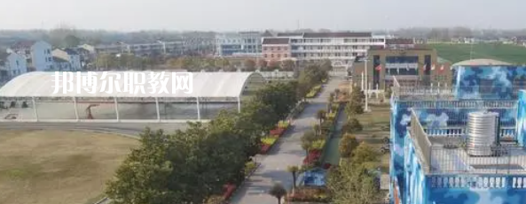 泰州市姜堰區(qū)新世紀(jì)武藝學(xué)校地址在哪里，哪個(gè)地區(qū)，哪個(gè)城市?