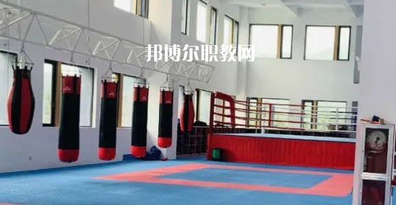 2023蒼南縣飛林職業(yè)學(xué)校招生計(jì)劃 招生人數(shù)是多少(附要求、條件、對象)