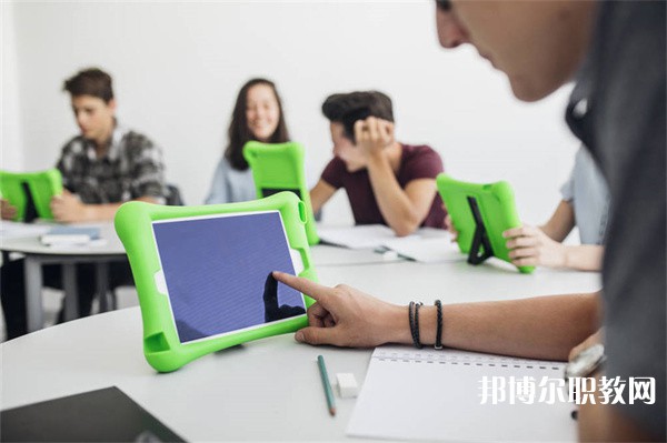河南煤炭衛(wèi)生學校有哪些招生專業(yè)（2023年）