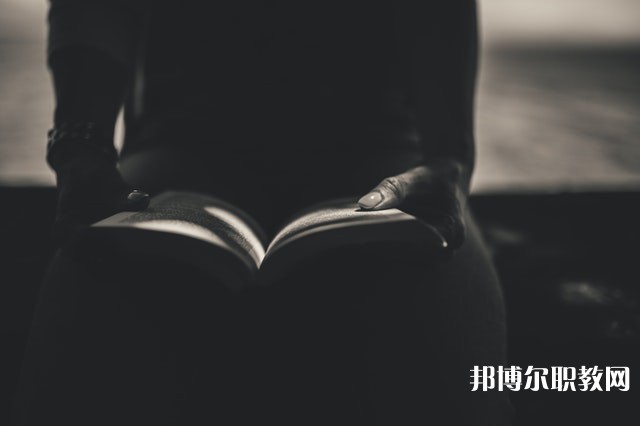 攀枝花衛(wèi)生學(xué)校有哪些招生專(zhuān)業(yè)（2023年）