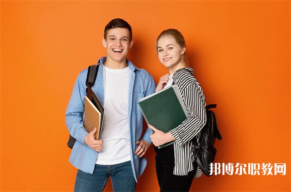 廣西廣播電視學(xué)校有哪些招生專(zhuān)業(yè)（2023年）