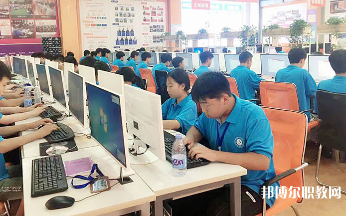 貴陽(yáng)市新華電腦中等職業(yè)學(xué)校怎么樣、好不好