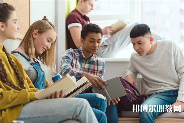 河南哪里的中專學校能讀農(nóng)業(yè)機械化專業(yè)
