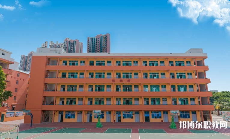 廣州市華成理工職業(yè)技術(shù)學校網(wǎng)站網(wǎng)址主頁
