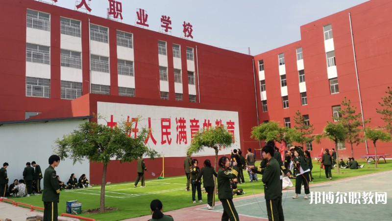 呂梁宏大職業(yè)學(xué)校地址，乘車路線